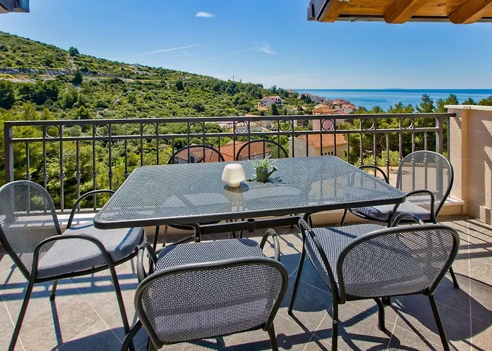 Apartamento Island Hvar Seaside Levanda With Beach, Pool & Seaview Hvar Town