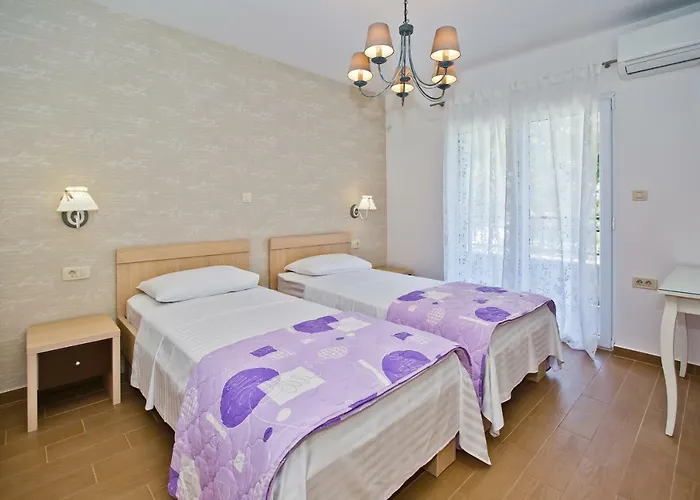 Apartamento Island Hvar Seaside Levanda With Beach, Pool & Seaview