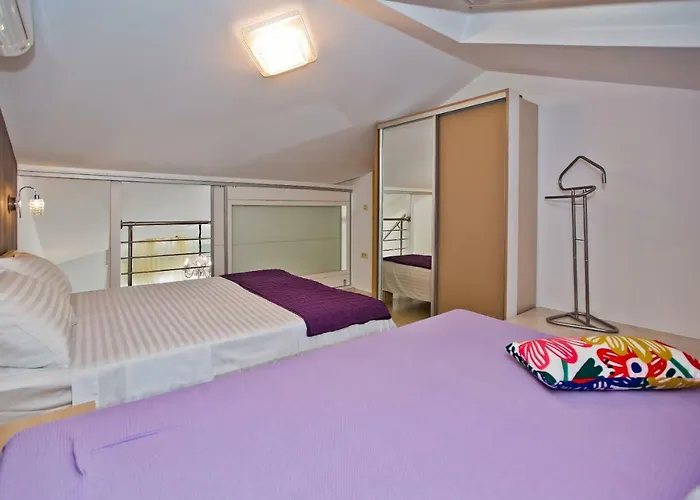 Apartamento Island Hvar Seaside Levanda With Beach, Pool & Seaview *