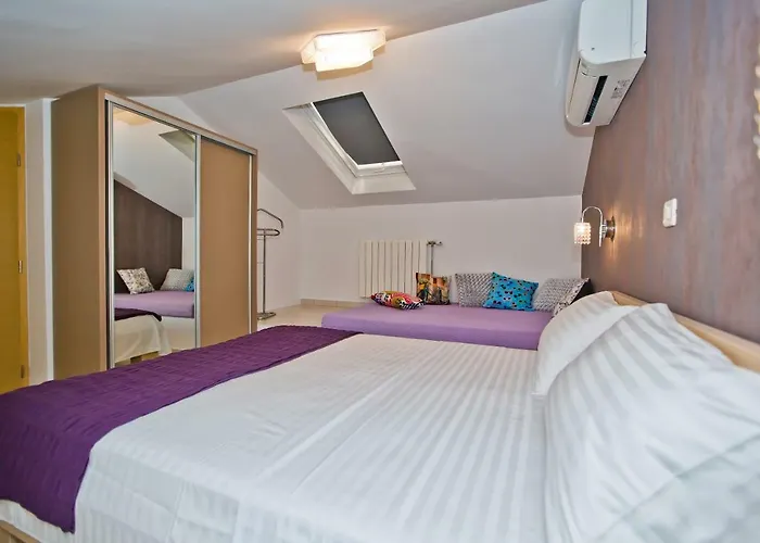 Apartamento Island Hvar Seaside Levanda With Beach, Pool & Seaview Hvar Town