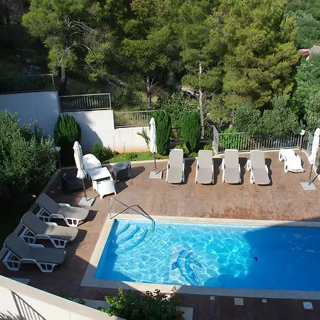 Island Hvar Seaside Levanda With Beach, Pool & Seaview Apartment
