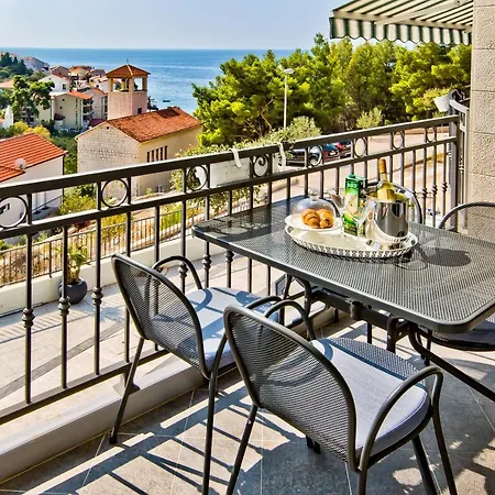 Island Hvar Seaside Levanda With Beach, Pool & Seaview Apartment