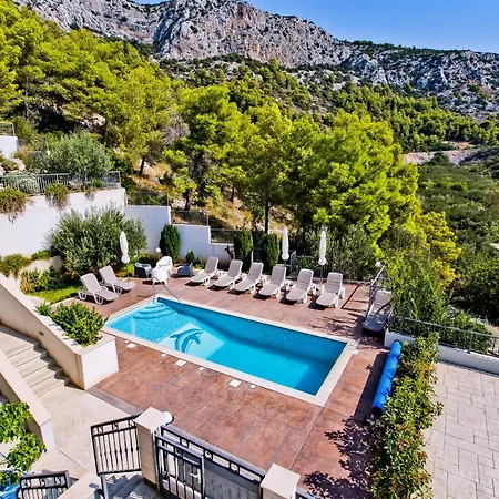 Island Hvar Seaside Levanda With Beach, Pool & Seaview