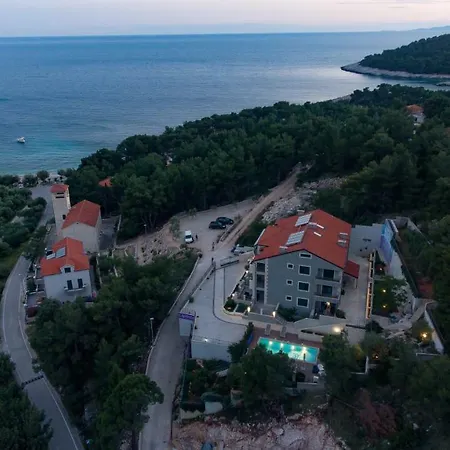 Apartment Island Hvar Seaside Levanda With Beach, Pool & Seaview Hvar Town