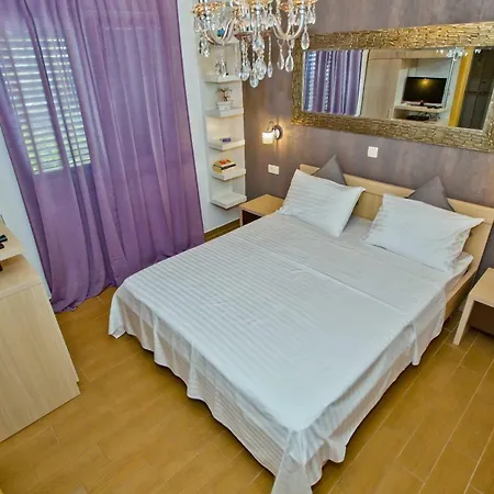 شقة Island Hvar Seaside Levanda With Beach, Pool & Seaview *