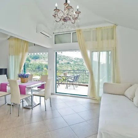 Apartment Island Hvar Seaside Levanda With Beach, Pool & Seaview *