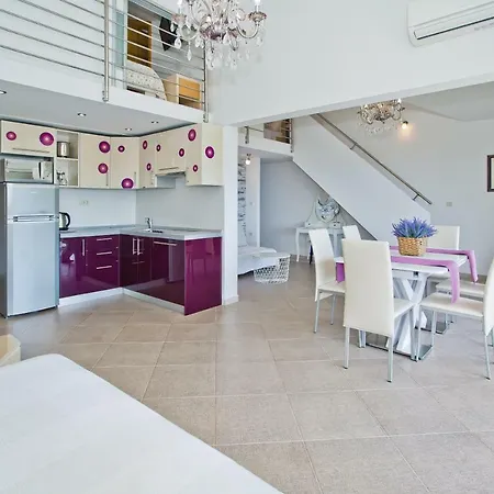 Island Hvar Seaside Levanda With Beach, Pool & Seaview Apartment