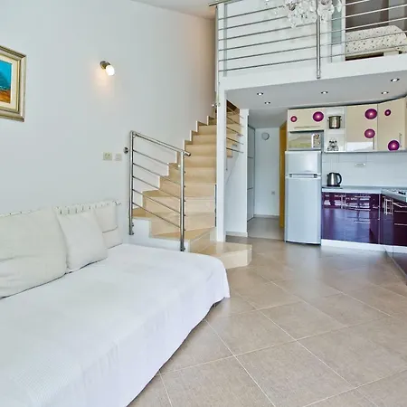 Island Hvar Seaside Levanda With Beach, Pool & Seaview Apartment