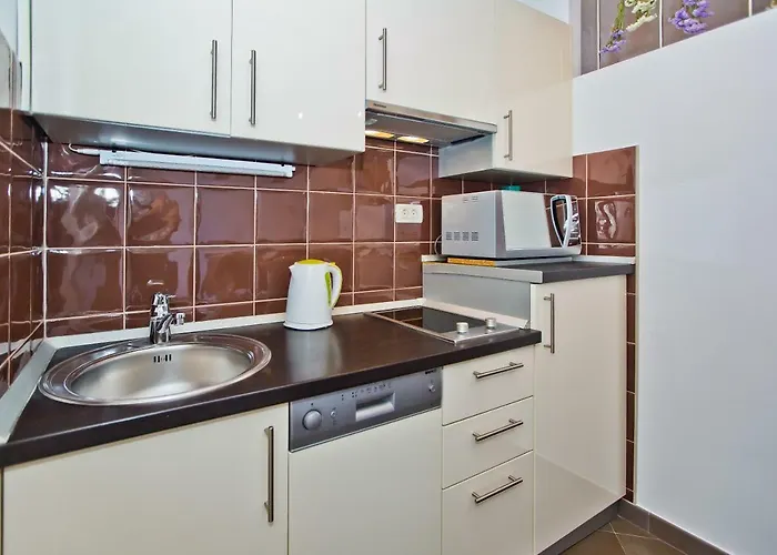 Apartment Island Hvar Seaside Levanda With Beach, Pool & Seaview *
